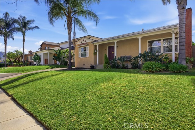 Detail Gallery Image 2 of 22 For 311 S Mariposa St, Burbank,  CA 91506 - 2 Beds | 1 Baths