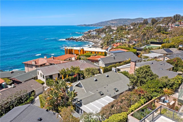 151 Rockledge, Laguna Beach, California 92651, 2 Bedrooms Bedrooms, ,Residential Lease,For Rent,151 Rockledge,CROC24003633