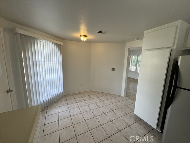 Detail Gallery Image 9 of 23 For 1174 Minerva Ct, Riverside,  CA 92507 - 3 Beds | 2 Baths