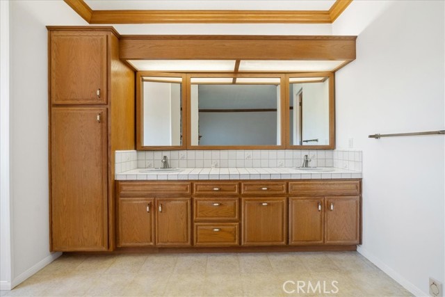 Detail Gallery Image 14 of 38 For 2906 Amber Vista, Fallbrook,  CA 92028 - 3 Beds | 2 Baths