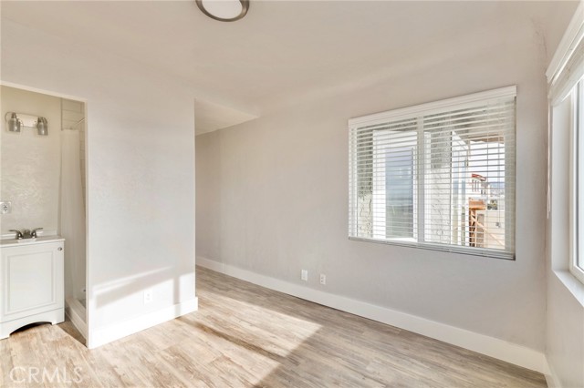 1836 The Strand, Hermosa Beach CA: https://media.crmls.org/medias/f193c3c4-efe1-4e39-90fc-3cd3f0fe9492.jpg
