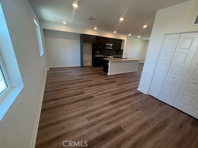 552 Via San Felipe, Camarillo CA: https://media.crmls.org/medias/f1940f71-a500-4828-ab47-6810ba449285.jpg
