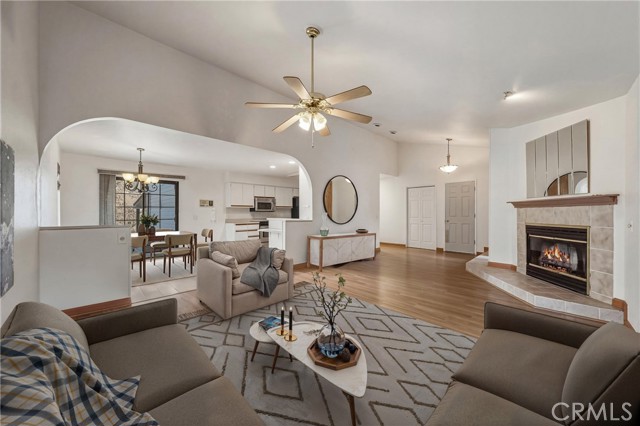 Detail Gallery Image 6 of 58 For 17730 Pomo Trl, Clearlake Oaks,  CA 95423 - 3 Beds | 3 Baths