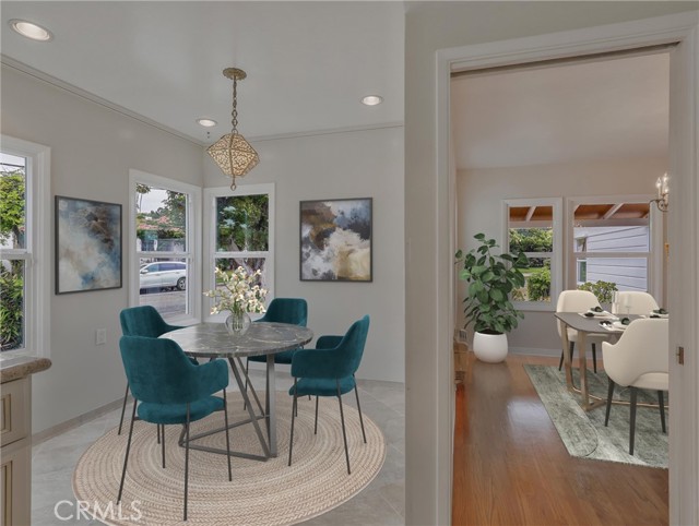 1017 Cordova Avenue, Glendale CA: https://media.crmls.org/medias/f194a4a7-f791-4614-bba3-174f6f509729.jpg