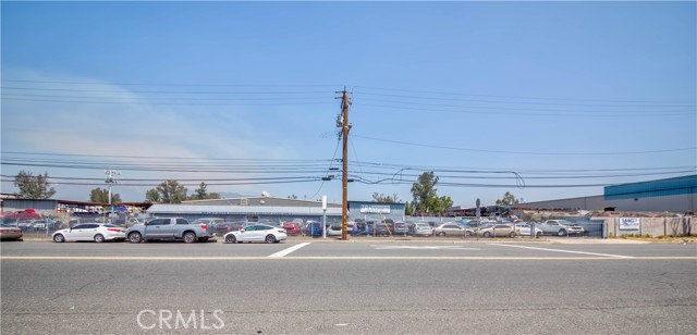 15682 Arrow Boulevard, Fontana, California 92335, ,Commercial Sale,For Sale,15682 Arrow Boulevard,CRCV23075465