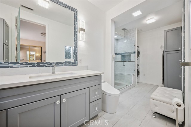 450 S Estate Drive, Orange CA: https://media.crmls.org/medias/f195a1bc-eefe-472f-a501-c161dac949a7.jpg
