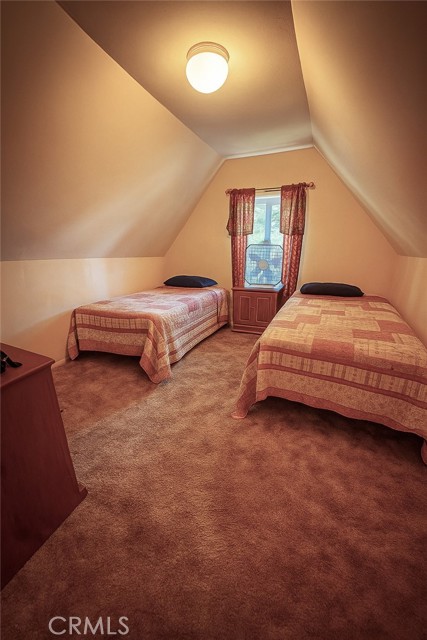 10520 Spruce Drive, Wofford Heights CA: https://media.crmls.org/medias/f195ba1d-c3d5-4a4f-b4b5-5e4cd870f70c.jpg