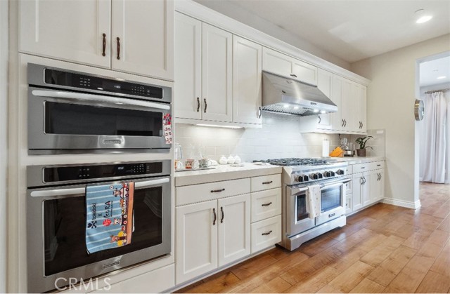 10 Shadybend, Irvine CA: https://media.crmls.org/medias/f196bf70-c9fa-401b-87ff-8c7d3e8be037.jpg
