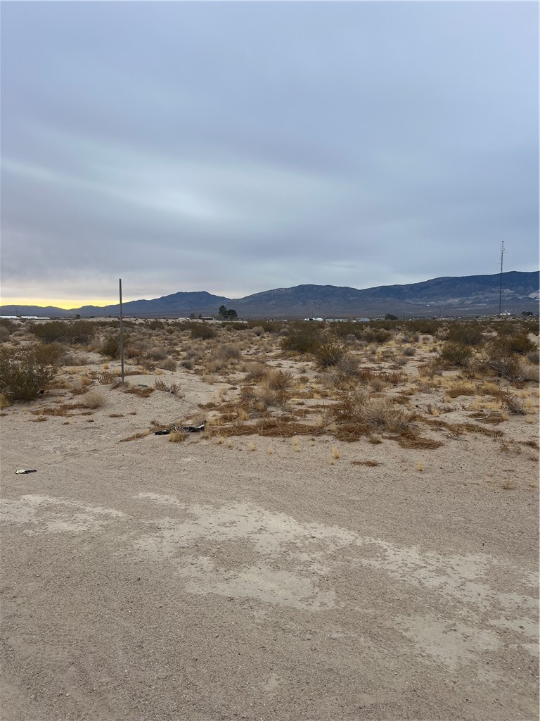 Detail Gallery Image 1 of 3 For 6 Rodeo Rd, Lucerne Valley,  CA 92356 - – Beds | – Baths