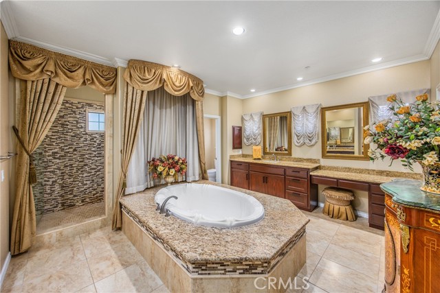 Detail Gallery Image 32 of 65 For 652 Fairway Dr, Redlands,  CA 92373 - 5 Beds | 4/1 Baths