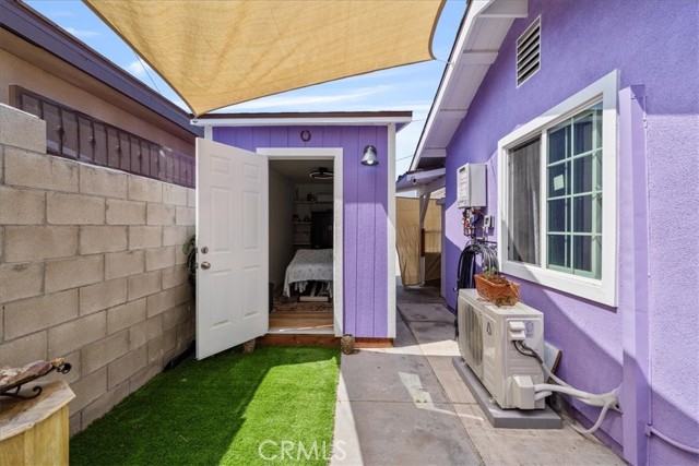 665 Larimore, La Puente CA: https://media.crmls.org/medias/f1984fd4-87c0-4a9d-961c-f5eca3bcc7cd.jpg