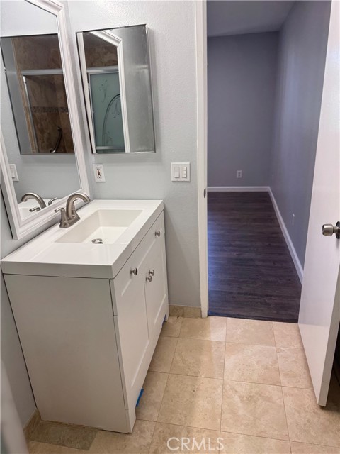 Detail Gallery Image 25 of 28 For 13602 La Jolla Cir #B,  La Mirada,  CA 90638 - 2 Beds | 2 Baths