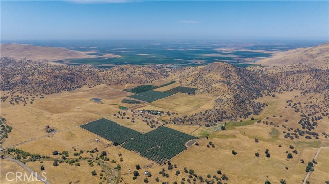19400 398, Woodlake CA: https://media.crmls.org/medias/f19a51bc-152c-4042-8861-fe468bfc9edb.jpg