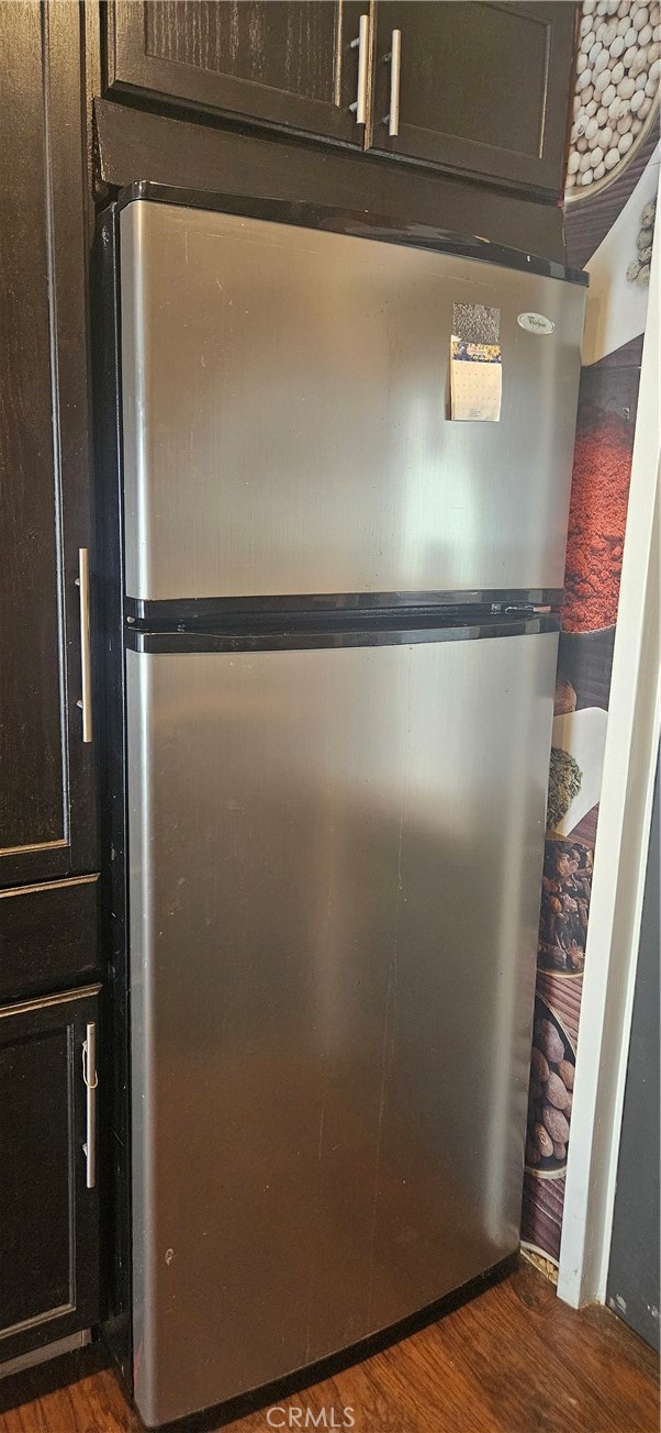 Detail Gallery Image 8 of 29 For 8811 Canoga Ave #120,  Canoga Park,  CA 91304 - 2 Beds | 1 Baths
