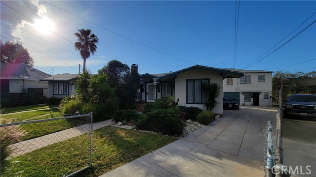 250 Thorne St, Los Angeles, CA 90042