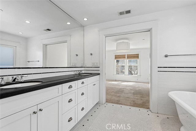 413 Emerald Street, Redondo Beach, California 90277, 3 Bedroom Bedrooms, 0 ,2 BathroomBathrooms,Residential,For Sale,Emerald,0,SB26185500 413 Emerald Street, Redondo Beach, California 90277, 3 Bedroom Bedrooms, 0 ,2 BathroomBathrooms,Residential,For Sale,Emerald,0,SB26185500