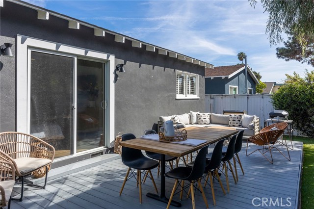 2402 Alvord Lane, Redondo Beach, California 90278, 3 Bedrooms Bedrooms, ,1 BathroomBathrooms,Residential,Sold,Alvord,SB22061532