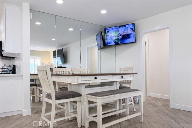 Detail Gallery Image 6 of 26 For 161 W Harcourt St, Long Beach,  CA 90805 - 3 Beds | 2 Baths