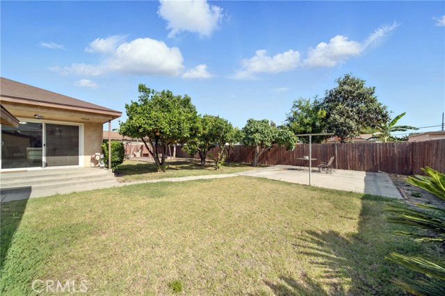 12218 Academy Way, Artesia CA: https://media.crmls.org/medias/f19cc66e-3095-4cc7-863c-89f31226cd34.jpg