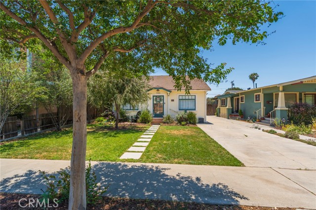 1120 W Chestnut Street, Anaheim CA: https://media.crmls.org/medias/f19cc815-1688-448f-80cf-d079caeb4c25.jpg