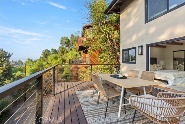 Detail Gallery Image 48 of 64 For 5166 Marmol Dr, Woodland Hills,  CA 91364 - 3 Beds | 3 Baths