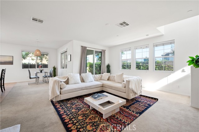 Detail Gallery Image 14 of 37 For 2890 S via Belamaria, Ontario,  CA 91762 - 4 Beds | 2/1 Baths
