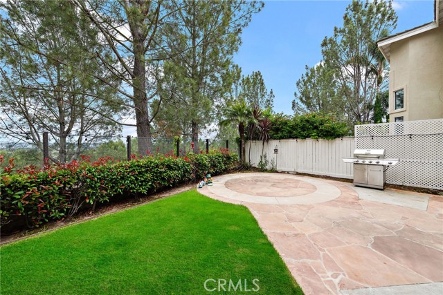 26 Hawksmoor, Aliso Viejo CA: https://media.crmls.org/medias/f19d39f1-129b-483a-8559-7f5de32776b2.jpg