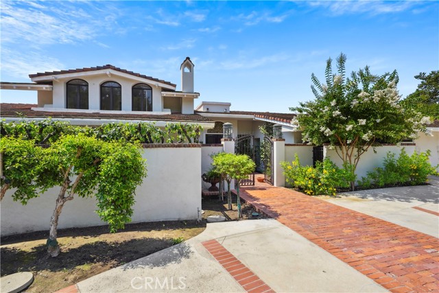 Detail Gallery Image 3 of 35 For 24650 Park Miramar, Calabasas,  CA 91302 - 5 Beds | 8 Baths