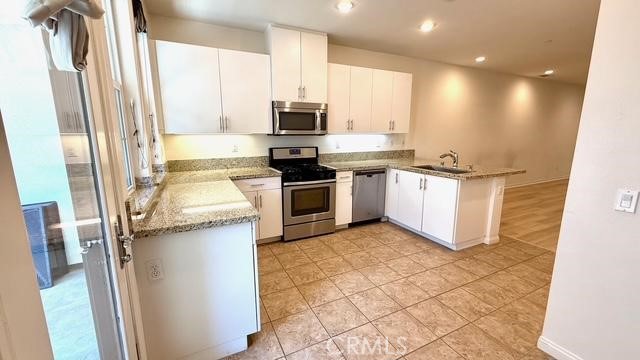 904 N Primrose Lane, Azusa CA: https://media.crmls.org/medias/f19d6b23-6450-4329-bab1-4c76a709e4a9.jpg