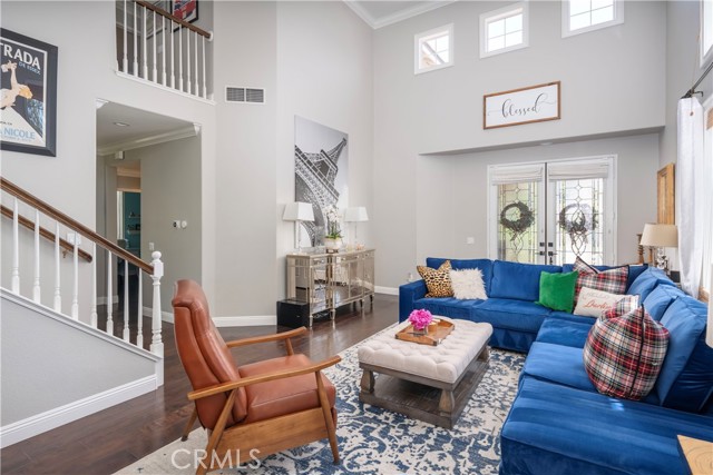 27705 Essex Place, Valencia CA: https://media.crmls.org/medias/f19ddfdc-1bd4-4e68-9af1-4430a97e7f8c.jpg
