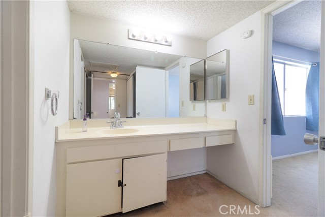 Image 11 of 24 For 1661 Neil Armstrong