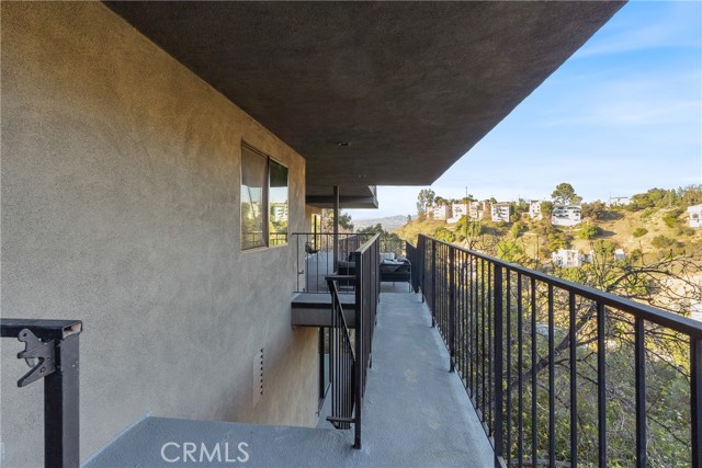 Detail Gallery Image 52 of 62 For 3250 Coldwater Canyon Ave, Studio City,  CA 91604 - 4 Beds | 4 Baths