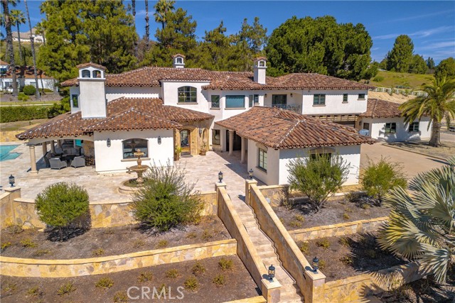 Detail Gallery Image 2 of 75 For 31280 Pescado, Temecula,  CA 92592 - 7 Beds | 7/1 Baths