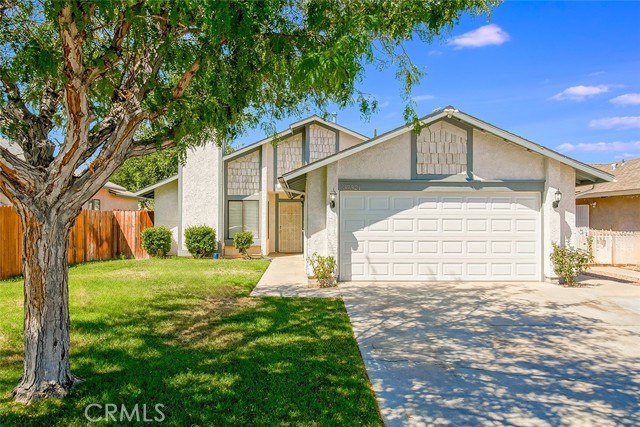 Detail Gallery Image 1 of 25 For 37521 Christina Ct, Palmdale,  CA 93552 - 3 Beds | 2 Baths