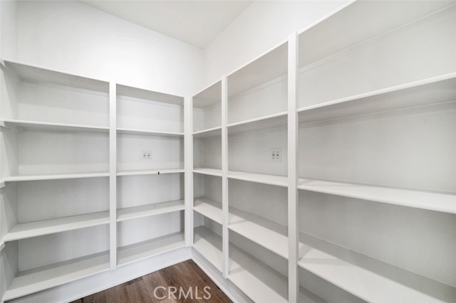 Detail Gallery Image 5 of 40 For 107 Dolcetto, Irvine,  CA 92602 - 4 Beds | 4/1 Baths