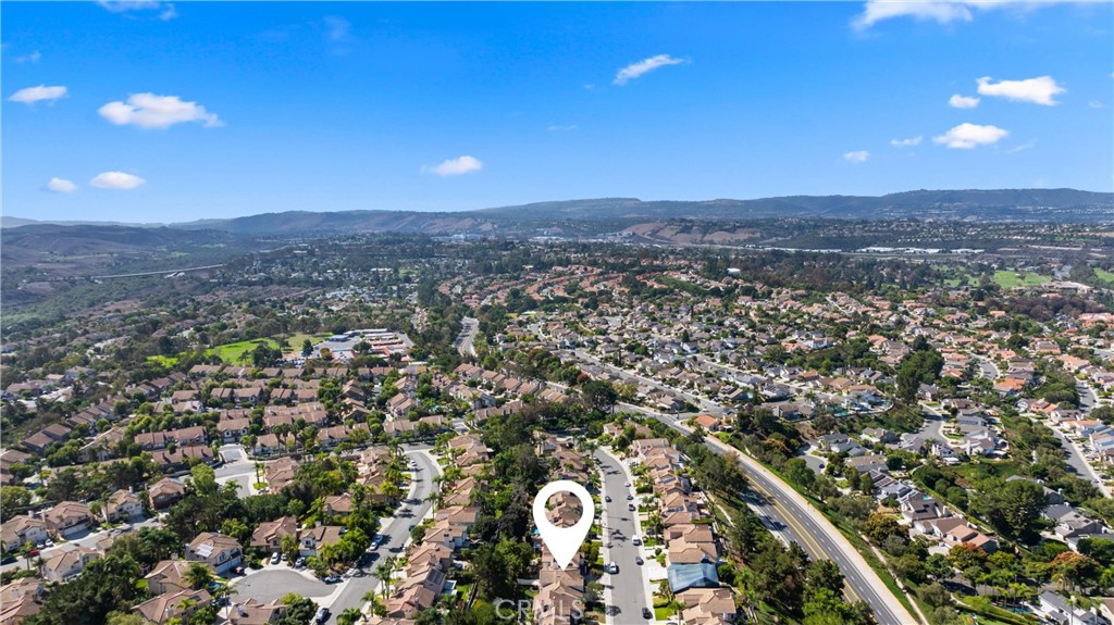 MLS #OC25233872 image #42