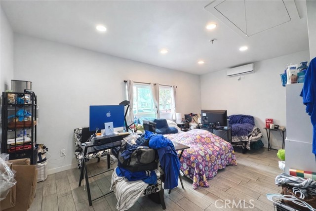 Detail Gallery Image 18 of 26 For 161 W Harcourt St, Long Beach,  CA 90805 - – Beds | – Baths