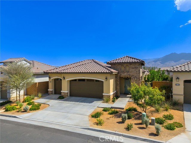80241 Champions Way, La Quinta CA: https://media.crmls.org/medias/f1a2b808-1767-4cfe-9ac0-6fb835793c16.jpg