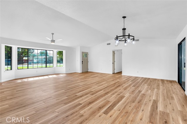 36473 Sparta, Madera CA: https://media.crmls.org/medias/f1a356c8-cddf-4fc8-827f-7d016d1b4061.jpg