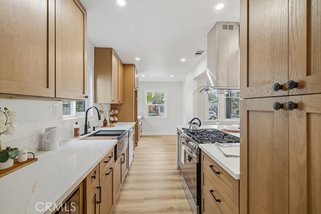 Detail Gallery Image 20 of 44 For 6119 Haas, Los Angeles,  CA 90047 - 3 Beds | 2/1 Baths