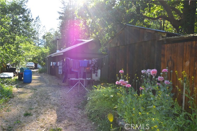50721 State Highway 96, Klamath River CA: https://media.crmls.org/medias/f1a446c7-8bde-4f17-8139-0c77e2aa39c0.jpg
