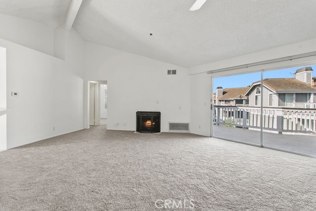 Detail Gallery Image 7 of 32 For 10371 Garden Grove Boulevard #20,  Garden Grove,  CA 92843 - 3 Beds | 3 Baths