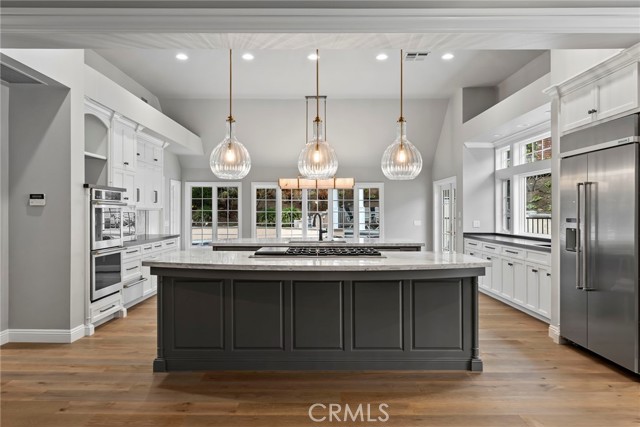 19021 Canyon Drive, Villa Park CA: https://media.crmls.org/medias/f1a5d0b1-0c4e-4005-abf6-29f72139ec2a.jpg