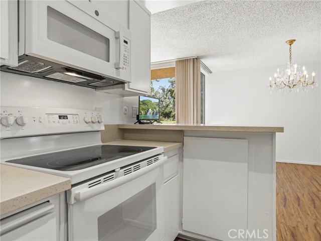 5875 Doverwood Drive, 103 photo 14