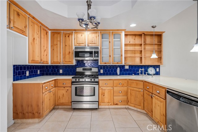44114 30th W Street, Lancaster CA: https://media.crmls.org/medias/f1a6ac64-c90b-4a28-8a65-9b4764c85cec.jpg