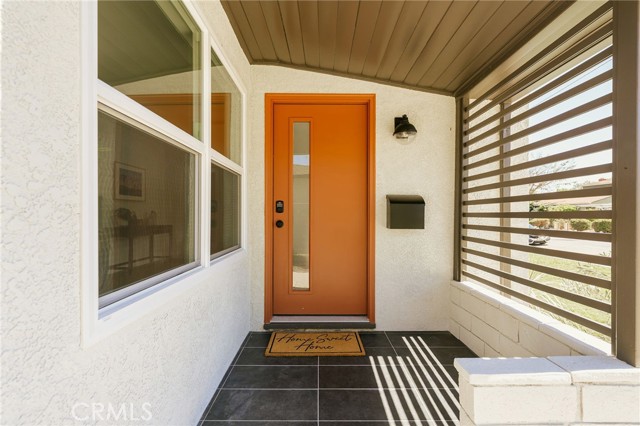 Detail Gallery Image 3 of 53 For 5837 E Gossamer St, Long Beach,  CA 90808 - 3 Beds | 2 Baths