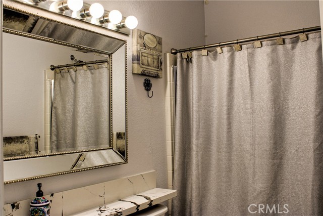 Detail Gallery Image 32 of 45 For 1550 Rimpau #1,  Corona,  CA 92881 - 3 Beds | 2 Baths