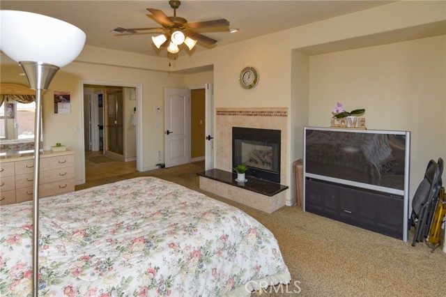 Detail Gallery Image 23 of 50 For 19187 Glenbrook Cir, Apple Valley,  CA 92308 - 3 Beds | 2/1 Baths