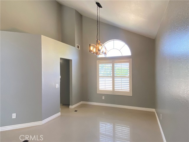 Detail Gallery Image 5 of 22 For 964 Summitridge Dr, Diamond Bar,  CA 91765 - 3 Beds | 2/1 Baths