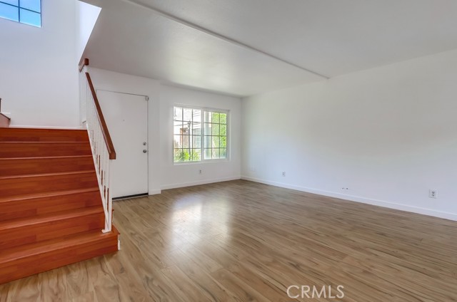 Detail Gallery Image 10 of 31 For 12235 Pine St #5,  Norwalk,  CA 90650 - 2 Beds | 2/1 Baths